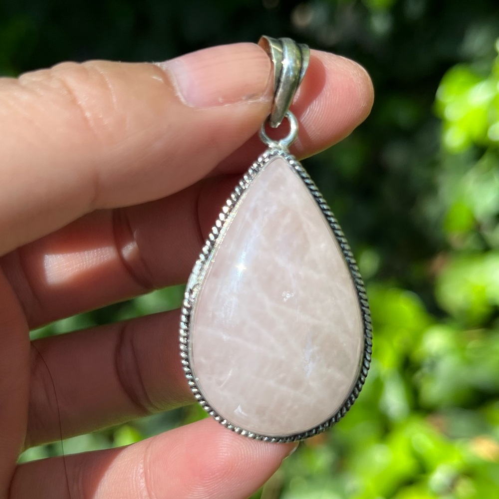 925 silver plated rose quartz teardrop pendant